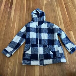 Used Women’s Shein Curve blue & white zip up jacket with pockets & hood Size 1X